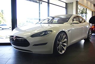 Tesla S